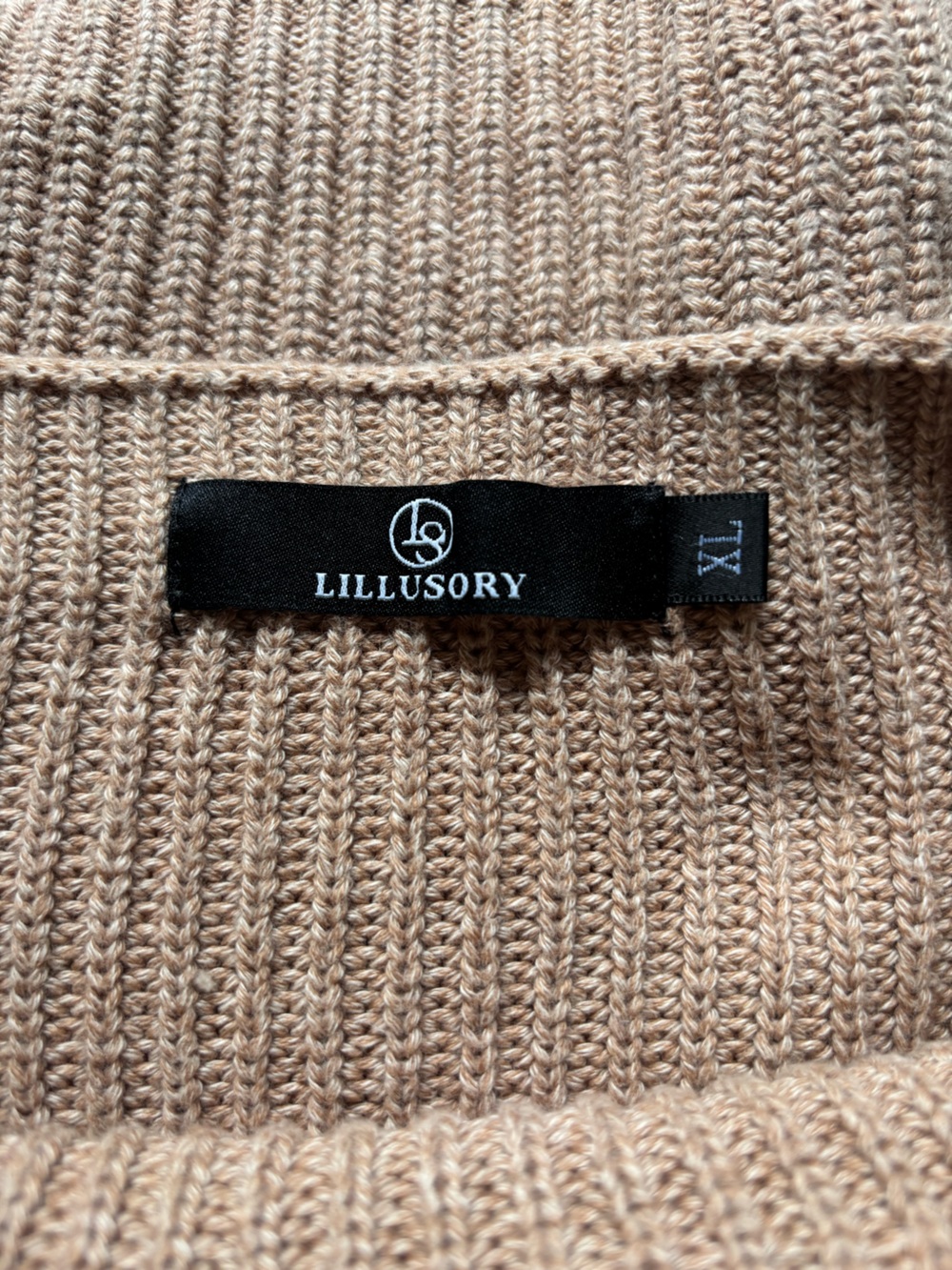 Women’s Ribbed Short-Sleeve Cropped Sweater Top in Light Brown - Picture 6 of 7